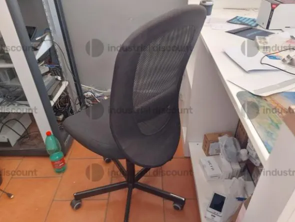 1#9643 Macchine e attrezzature per gommista e Rimanenze di magazzino pneumatici
