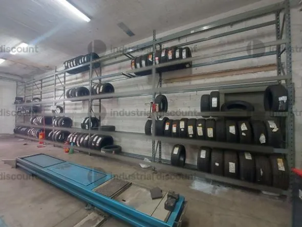 1#9643 Macchine e attrezzature per gommista e Rimanenze di magazzino pneumatici