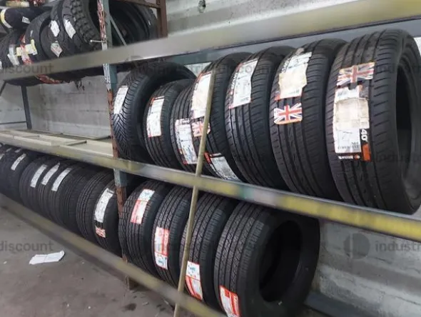 1#9643 Macchine e attrezzature per gommista e Rimanenze di magazzino pneumatici
