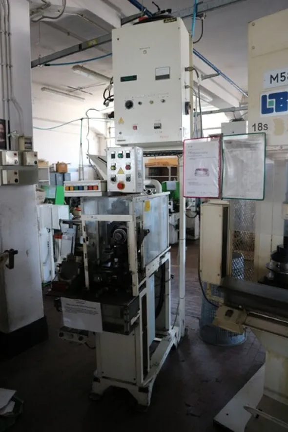 3#7228 Macchine ed attrezzature per statori