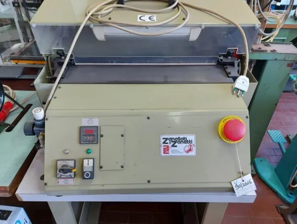 7#7419 Macchine per cucire