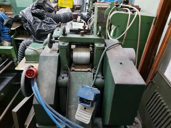49#7419 Macchine per cucire per calzatura e pelletteria