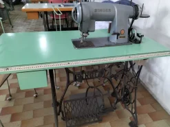 MACCHINE PER CUCIRE RETTILINEE