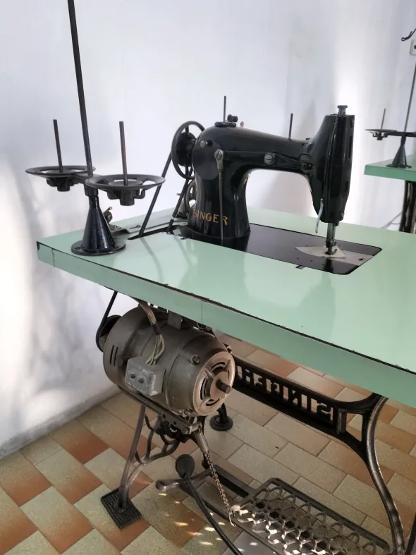 MACCHINE PER CUCIRE RETTILINEE