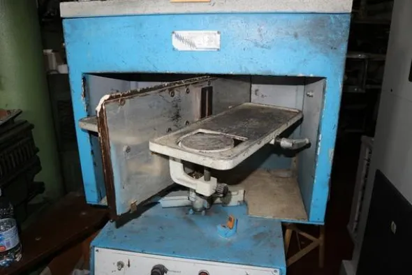 116#2183 Macchine per lavorazione scarpe Amic e Bombelli