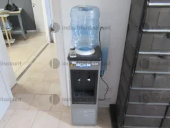 4#9153 Macchine tagliacuci e arredamento