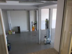 #11075 Magazzino con corte pertinenziale