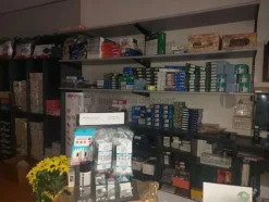1#8868 Magazzino di articoli medico sanitari