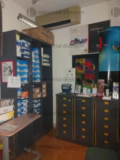 1#8868 Magazzino di articoli medico sanitari