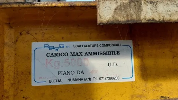 48#7179 Magazzino di stampi e scaffalature