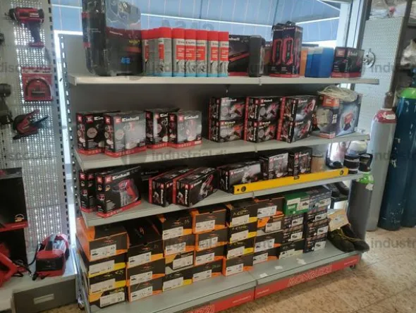 2#9538 Magazzino ferramenta