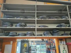2#9538 Magazzino ferramenta