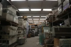 25#5360 Magazzino legname e materiale elettrico