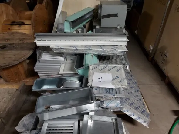 1#7043 Magazzino per lavorazioni meccaniche e ventilazione