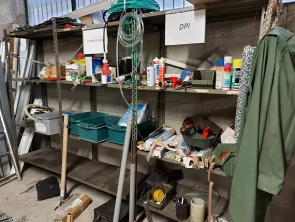 1#7043 Magazzino per lavorazioni meccaniche e ventilazione