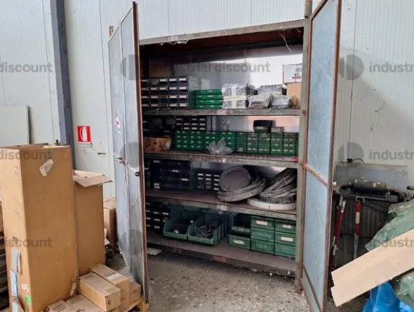 36#9186 Magazzino ricambi