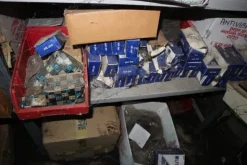 6#5843 Magazzino ricambi e macchinari per impianti di frantoio
