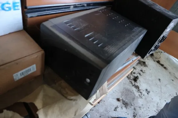 6#5843 Magazzino ricambi e macchinari per impianti di frantoio