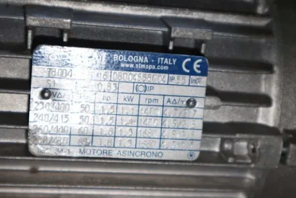 6#5843 Magazzino ricambi e macchinari per impianti di frantoio