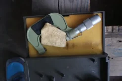 6#5843 Magazzino ricambi e macchinari per impianti di frantoio