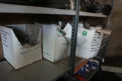 6#5843 Magazzino ricambi e macchinari per impianti di frantoio
