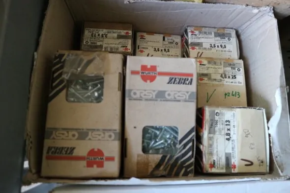 6#5843 Magazzino ricambi e macchinari per impianti di frantoio