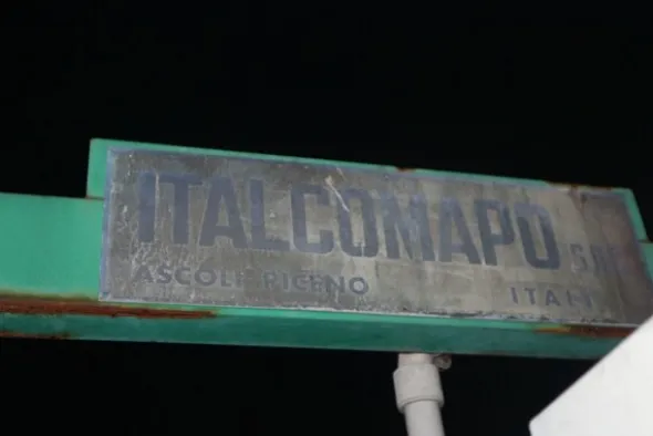 6#5843 Magazzino ricambi e macchinari per impianti di frantoio