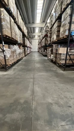 Magazzino / spazi logistici 500 metri quadri Latina