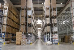 Magazzino / spazi logistici 10000 metri quadri Latina