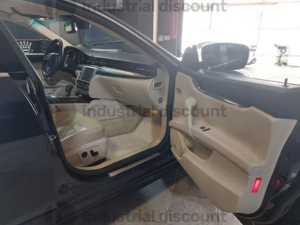 2#8717 Maserati Quattroporte Lusso F1