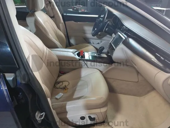 2#8717 Maserati Quattroporte Lusso F1