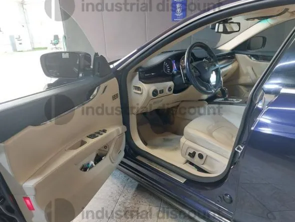 2#8717 Maserati Quattroporte Lusso F1