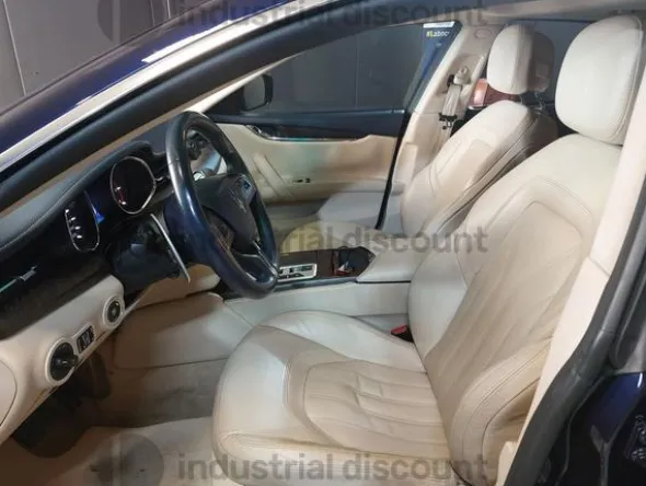 2#8717 Maserati Quattroporte Lusso F1