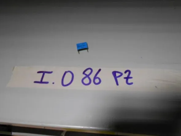 32#7585 Materiale e componentistica elettronica