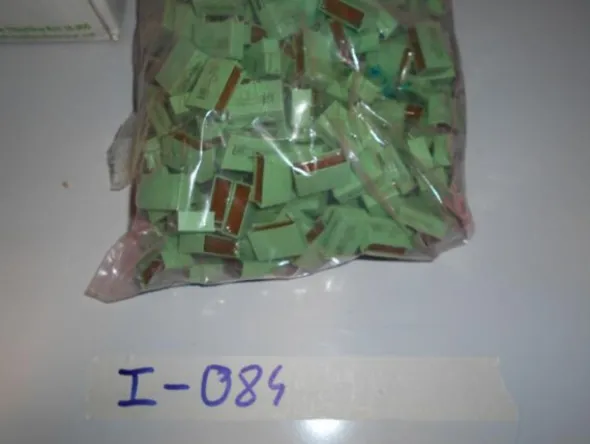 32#7585 Materiale e componentistica elettronica