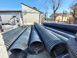 2#9245 Materiale edile