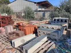 2#9245 Materiale edile