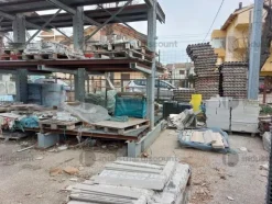2#9245 Materiale edile