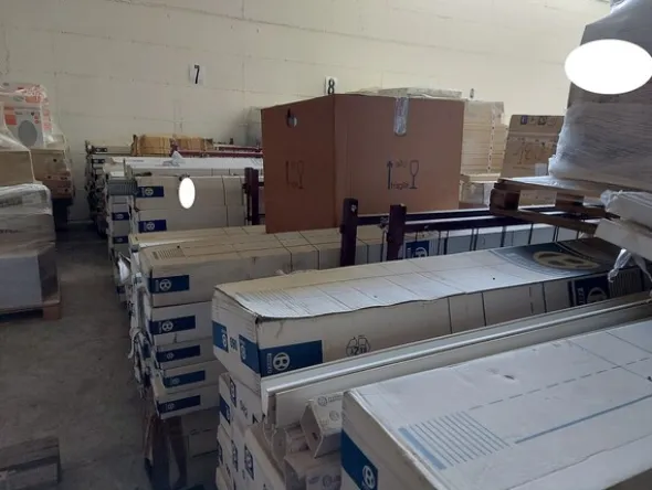 3#7293 Materiale elettrico residenziale e industriale e componenti di illuminazione