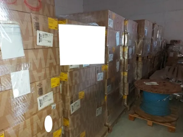 3#7293 Materiale elettrico residenziale e industriale e componenti di illuminazione