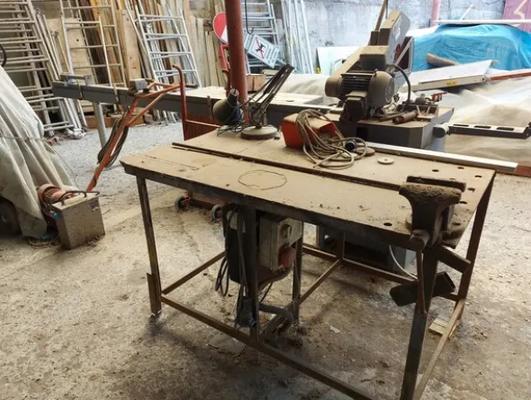 1#7766 Materiali da costruzione e attrezzature da cantiere