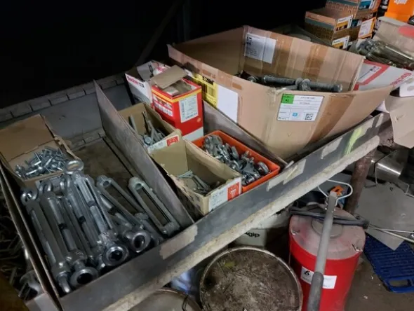 1#7766 Materiali da costruzione e attrezzature da cantiere