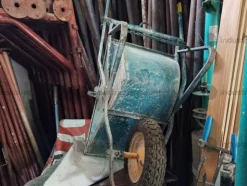 10#9179 Materiali e attrezzature per edilizia