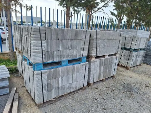 3#8954 Materiali per l'edilizia