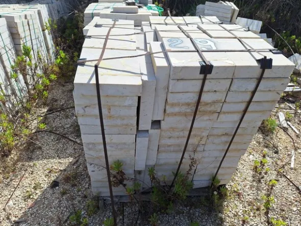 2#8541 Materie prime e prodotti finiti di blocchi di marmo
