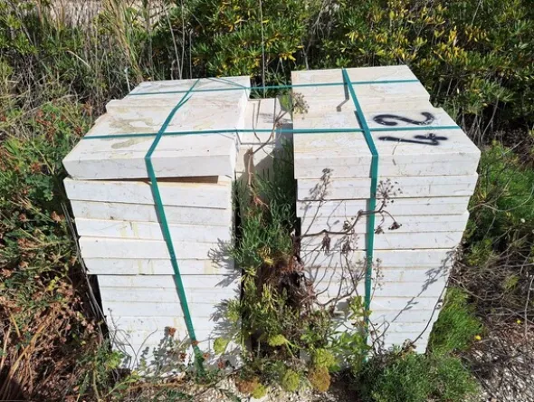 2#8541 Materie prime e prodotti finiti di blocchi di marmo