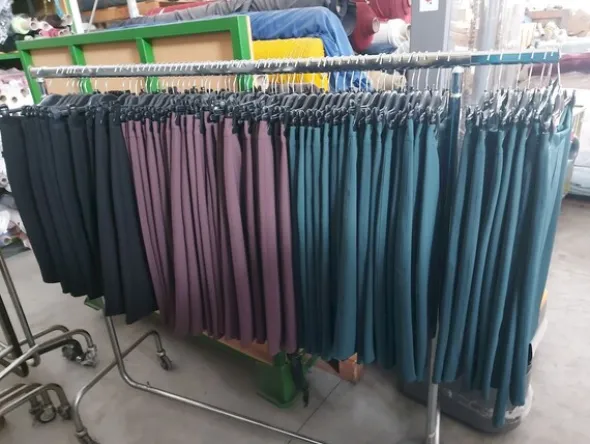 82#8109 Materie prime per il cucito e prodotti finiti