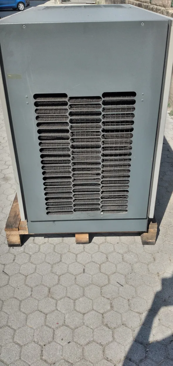 MATTEI AC22L – 22 kW / 30 HP – 8 bar – 3.750 l/min