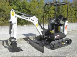 Miniescavatore Bobcat E17Z