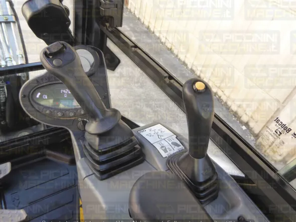 Miniescavatore Bobcat E27Z